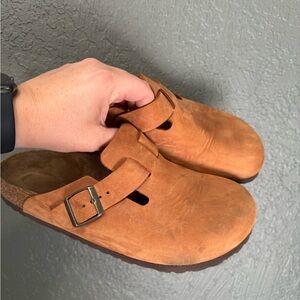 Birkenstock Boston Clogs size 42